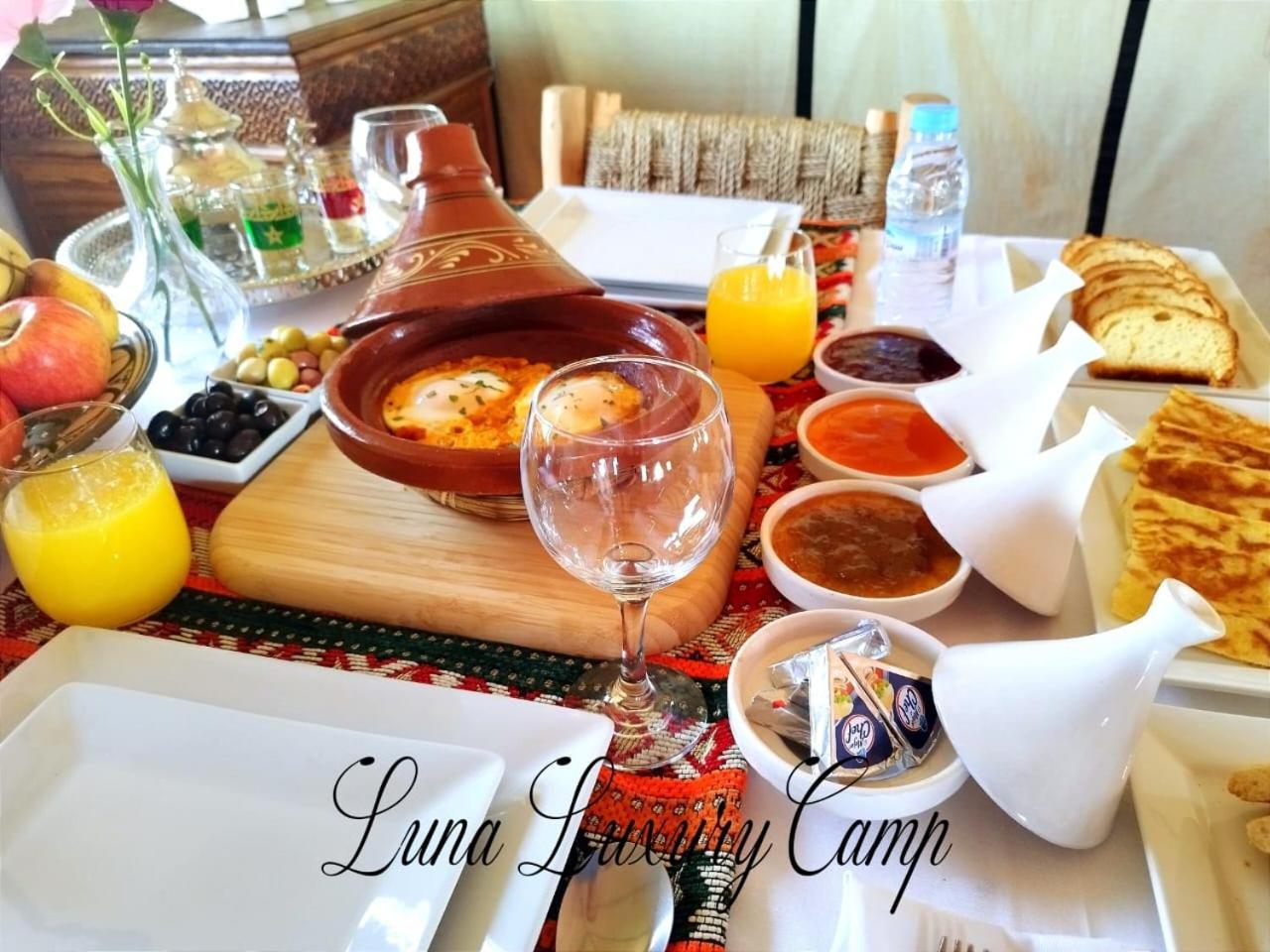 Luna Luxury Camp Hotell Merzouga Exteriör bild